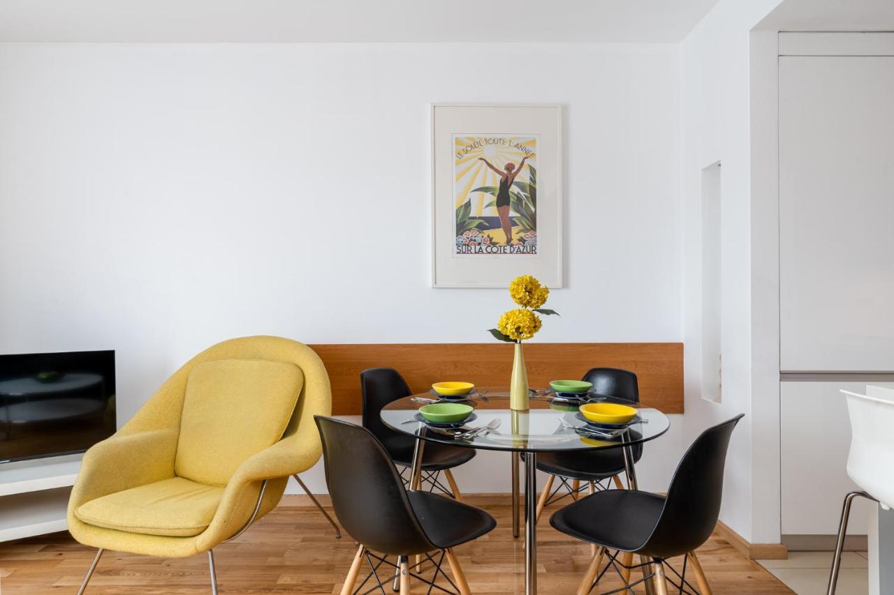 Modern Apartments With Free Parking Spot كراكوفيا المظهر الخارجي الصورة
