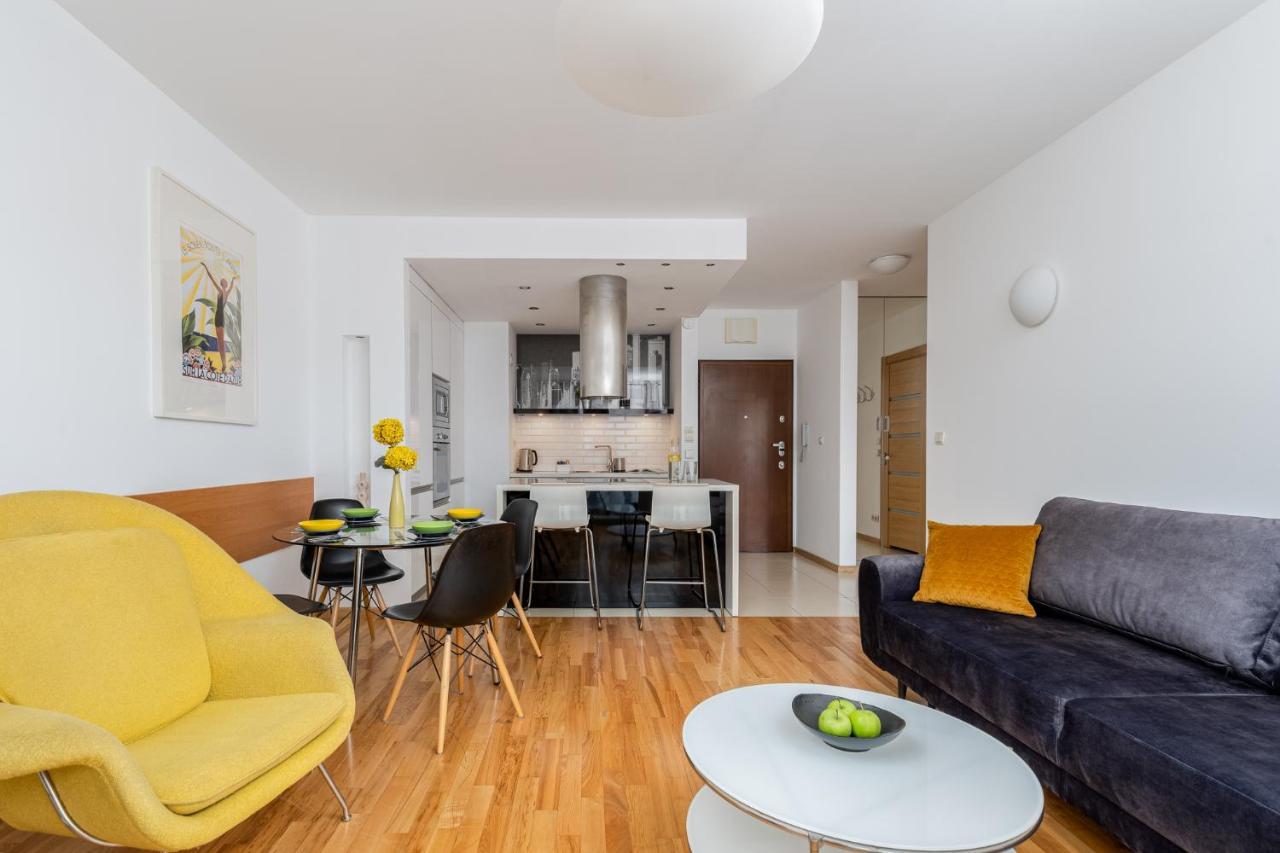Modern Apartments With Free Parking Spot كراكوفيا المظهر الخارجي الصورة